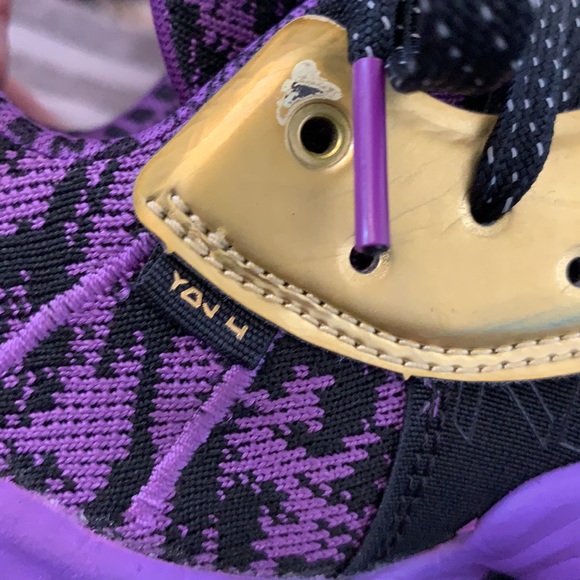 Size 8 Harden volume 4. Star Wars ‘Lightsaber’ 65$ or best offer - Picture 7 of 10